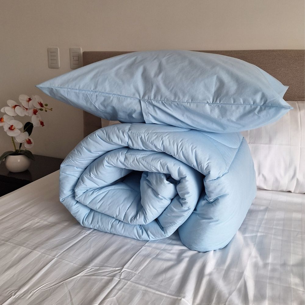 Edredón Basic Lujo Reversible 2 Plazas Color Entero Celeste - Promart