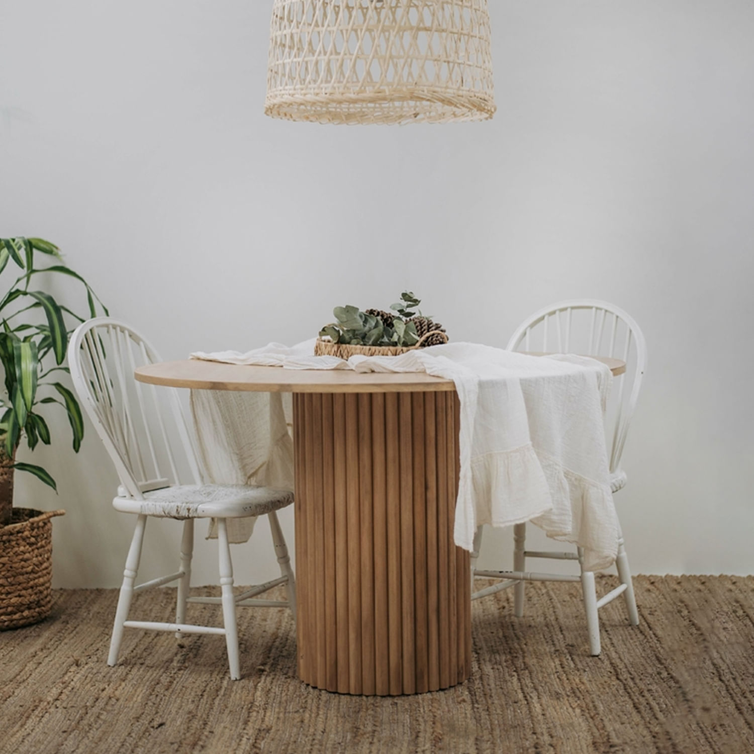 Mesa de Comedor de Madera Roxanne Ventitas Home