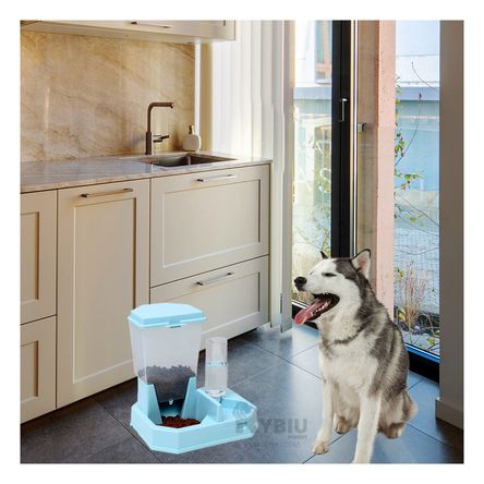 Dispensador Practico de Alimento en Celeste Y+Stickers Dispensador Practico de Alimento en Celeste Y+Stickers