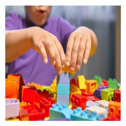 Balde Infantil de Piezas Multicolor Y+Post-it adhesivos