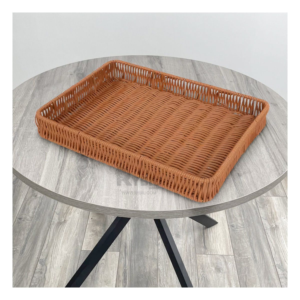 Cesta de Tejido Plastificado Color Marron Y+Papel de Regalo