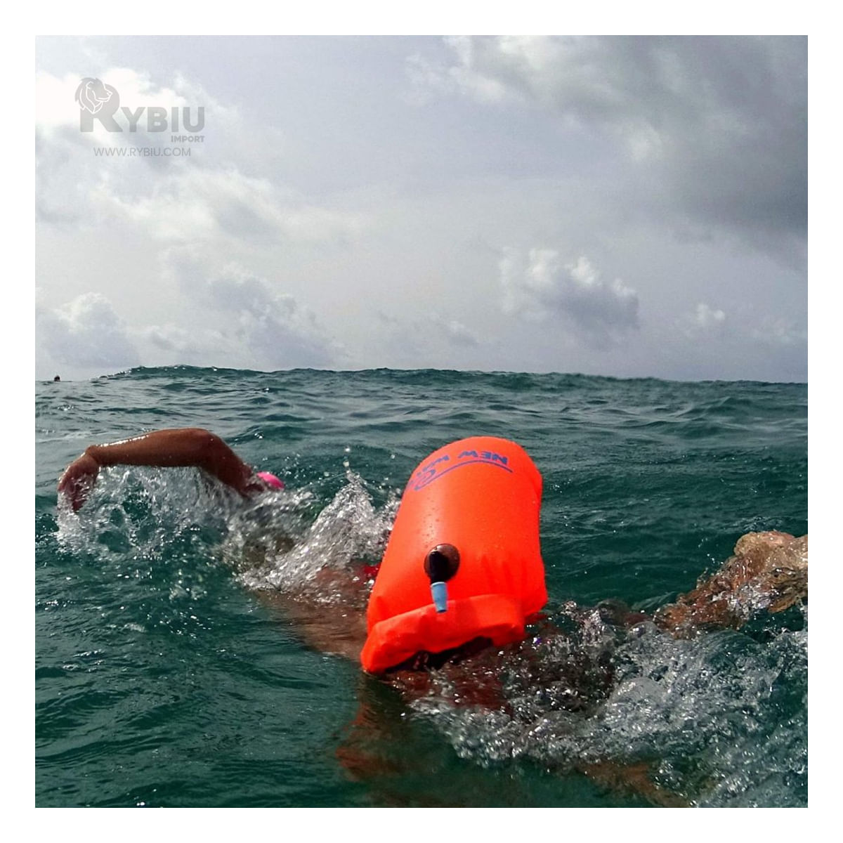 Flotador Versatil en Anaranjado Y+Papel de Regalo