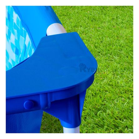 Piscina Borde Solido en Tono Celeste Y+Papel de Regalo Piscina Borde Solido en Tono Celeste Y+Papel de Regalo