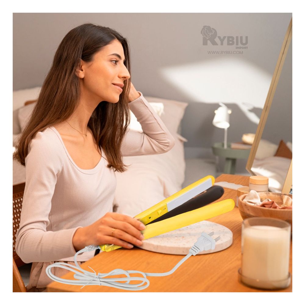 Mini Plancha para el Cabello en Color Amarillo Mini Plancha para el Cabello en Color Amarillo