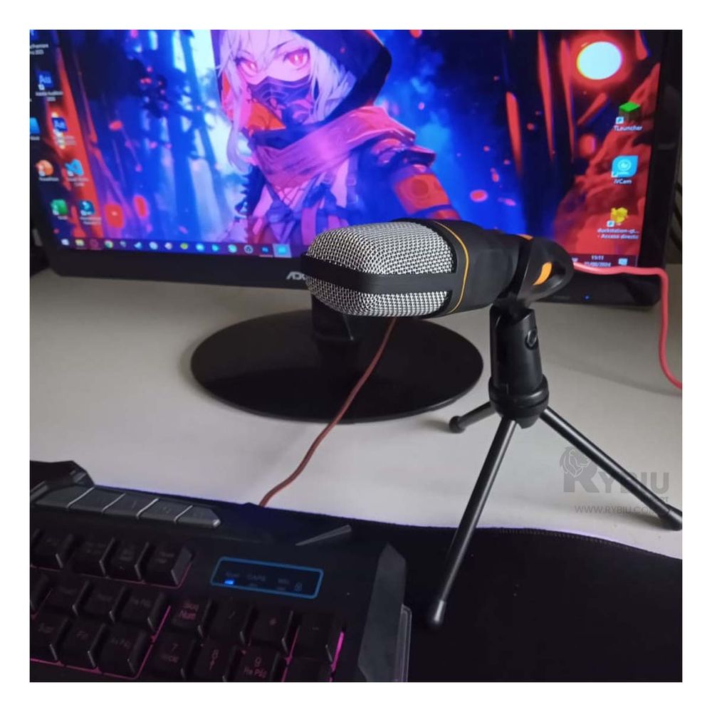 Microfono para PC más Tripode en Color Negro Microfono para PC más Tripode en Color Negro