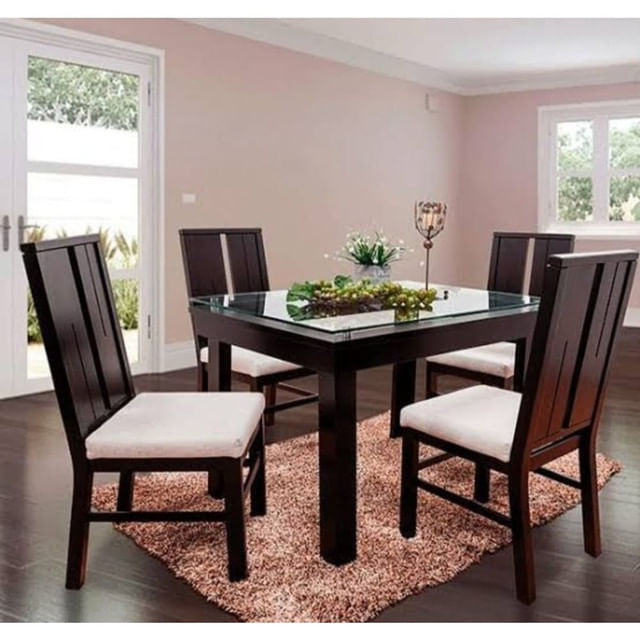 Comedor Mobiliari + 4 Sillas Lady Di