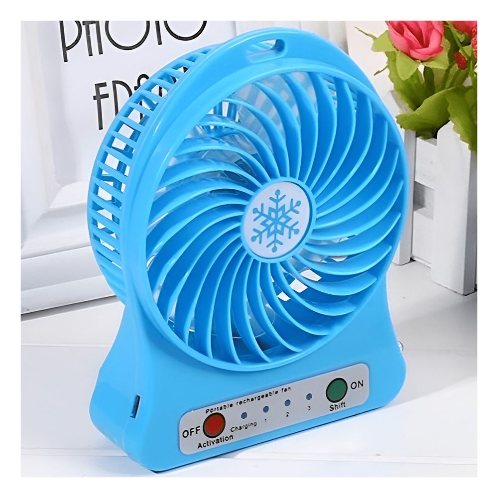 Ventilador Pequeño de Material Resistente y Economico Azul Ventilador Pequeño de Material Resistente y Economico Azul