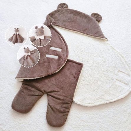 Kit Saco de Dormir Sleeping Envolvente de Felpa Oso Castaña + Manta de Apego Tejida a Mano BE CRAFTY