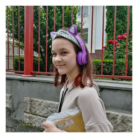 Audifonos con Tematica de Gato y con Luces en Tono Morado Audifonos con Tematica de Gato y con Luces en Tono Morado