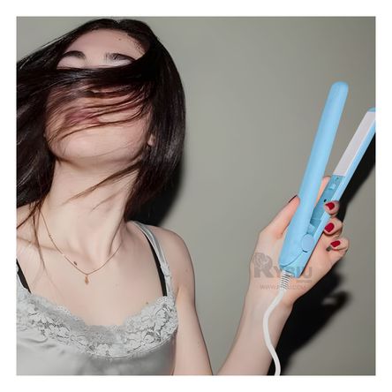 Planchador Bonito en Color Celeste Y+Post-it adhesivos Planchador Bonito en Color Celeste Y+Post-it adhesivos