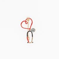 Pin Médico de Metal KAMED Diseño Estetoscopio con Diamante de Fantasía