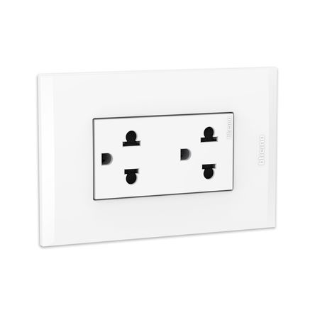 Tomacorriente Universal Bticino MODUS4 Blanco Tomacorriente Universal Bticino MODUS4 Blanco