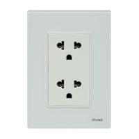 Placa Armada Orange: Tomacorriente Doble Universal Vitro LT Blanco