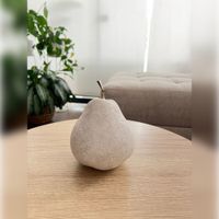 Adorno Fruta Pera Decor Caliza 13x13x16 cm