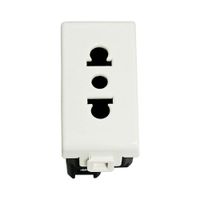 Dado 3 en Linea con Toma Universal BM112 OPALUX