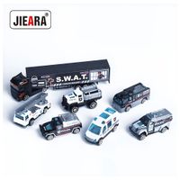 Camión contenedor de carros de policía