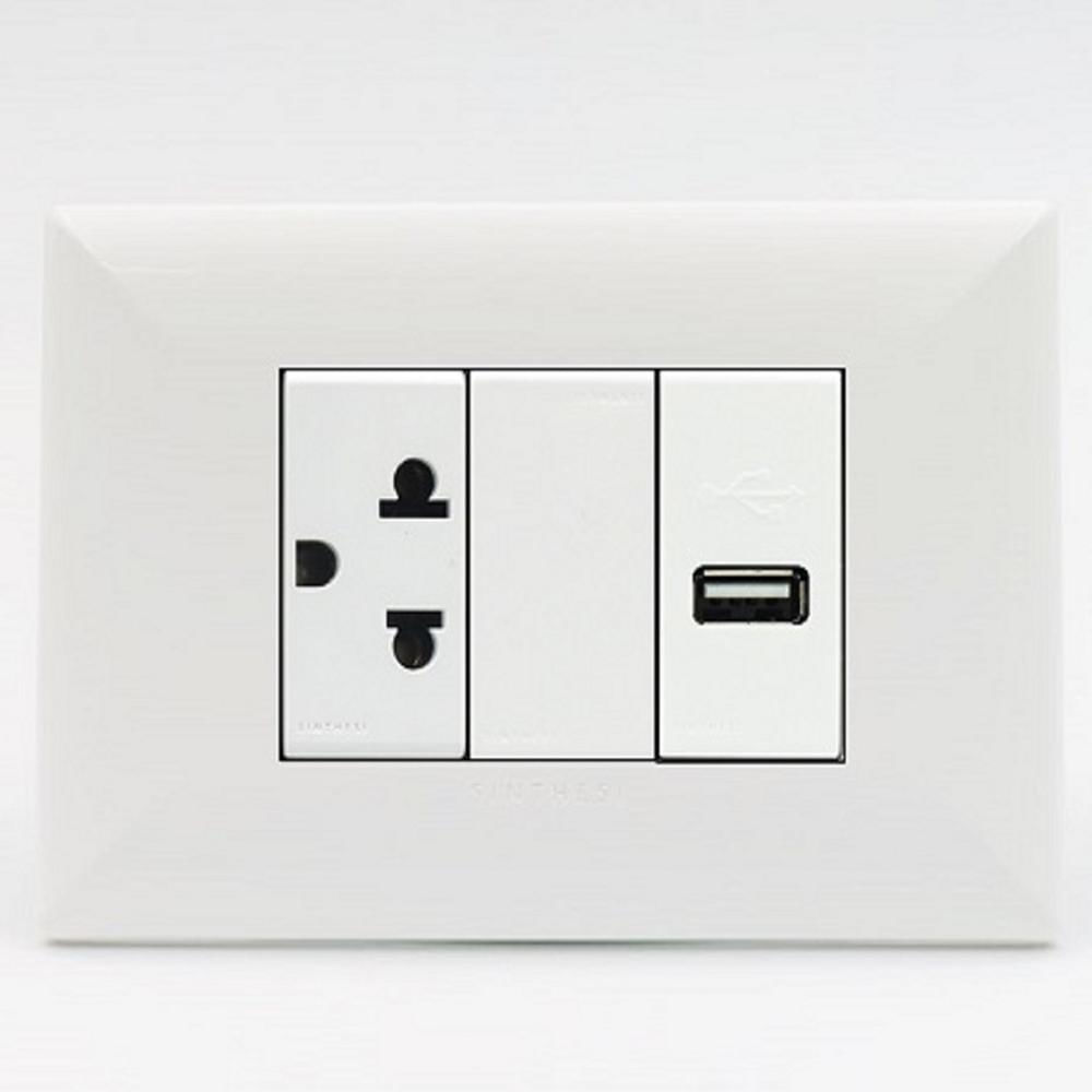 TOMACORRIENTE DOBLE 1 UNIVERSAL Y 1 CRGDR USB TIPO A SINTHESI S17 PLACA BLANCA Y DADO BLANCO
