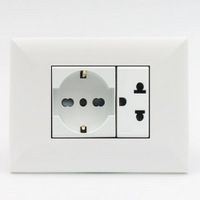 TOMACORRIENTE DOBLE 1 SCHUKO Y 1 UNIVERSAL SINTHESI S17 PLACA BLANCA Y DADOS BLANCOS
