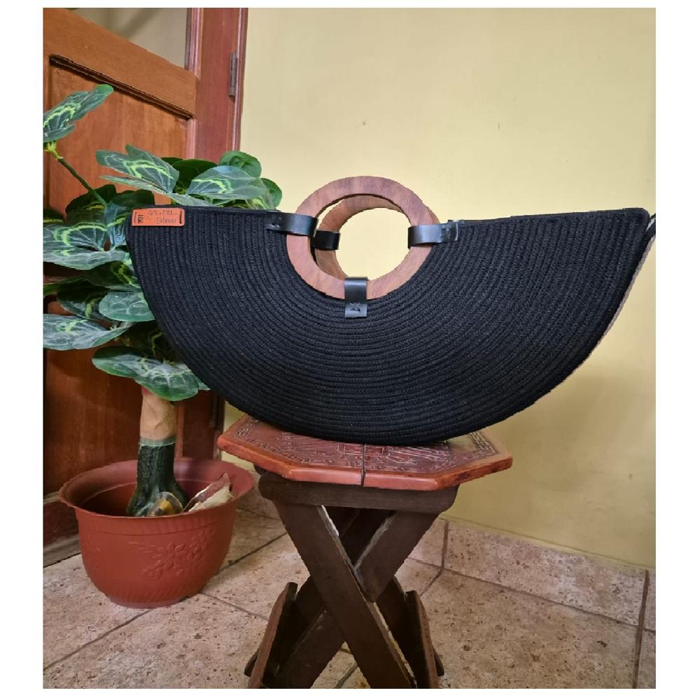 Cartera Tejida Maria color Negro PUNTO & ARTE