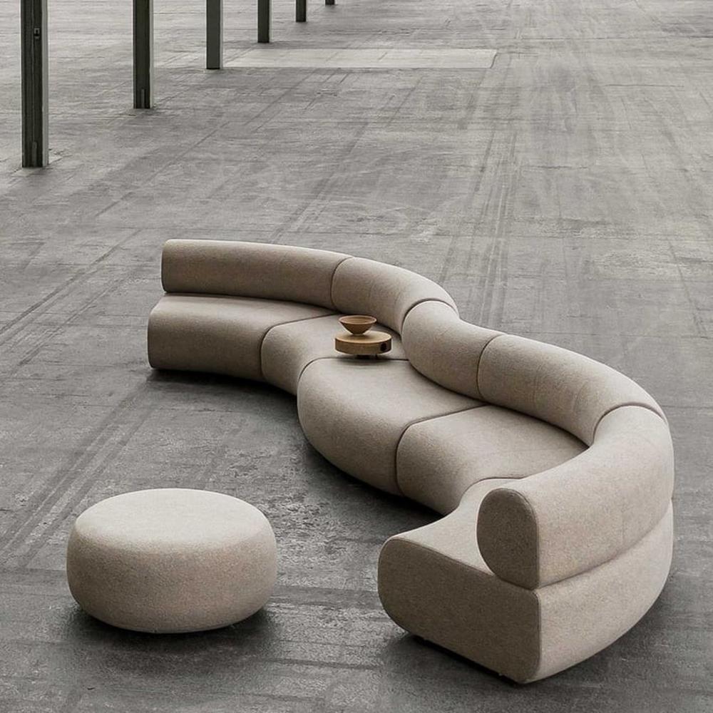 Sofá Valles Curvo Modular + Puff - Beige Claro