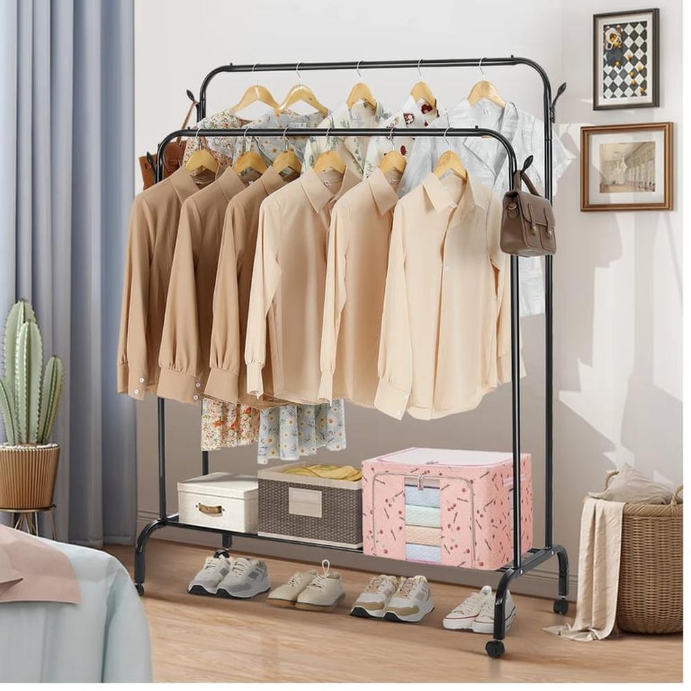 Perchero con Ruedas de Doble Varilla con Estantes Inferiores