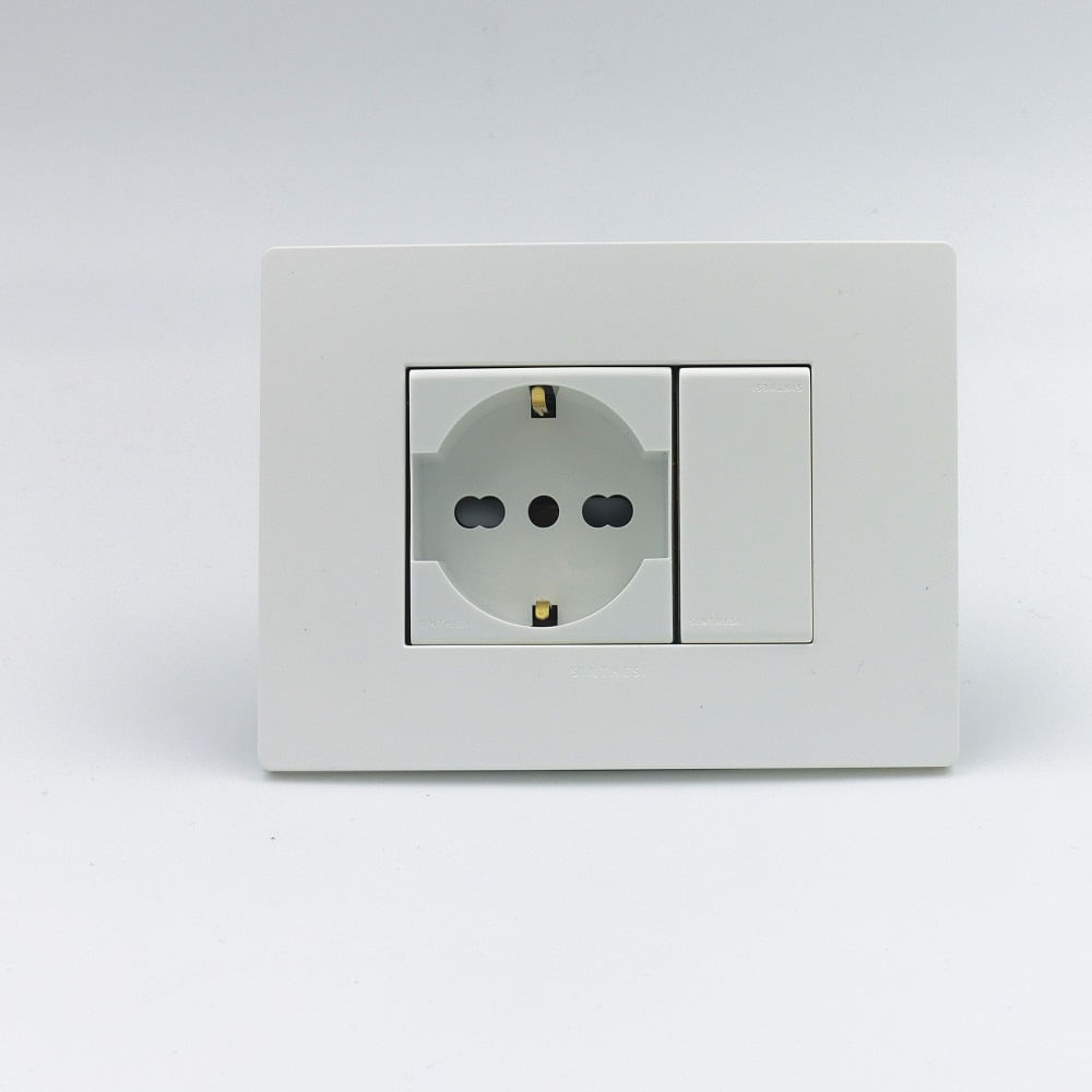 TOMACORRIENTE SCHUKO SIMPLE SINTHESI S33 PLACA BLANCA MATE Y DADO BLANCO