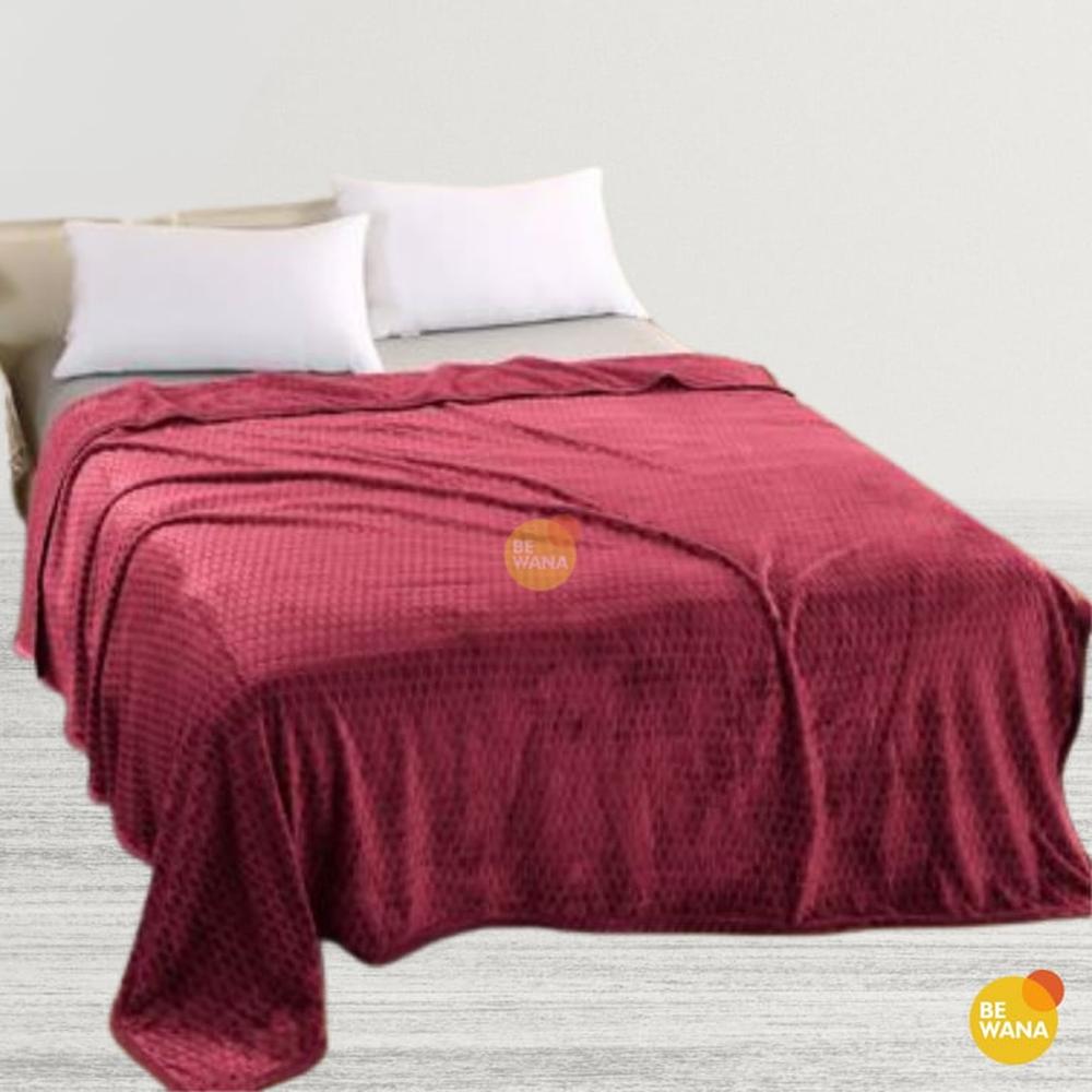 Manta Antialérgica Alto Relieve cuadros QUEEN Guinda