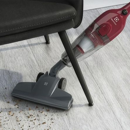 Aspiradora vertical con cable Power Speed STK13 Electrolux