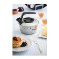 Tetera TRAMONTINA  Acero. Inox cap. 1.5 L.