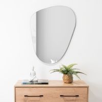 Espejo BAIKAL de Vidrio Tuhome Forma Irregular de 60x80 cm