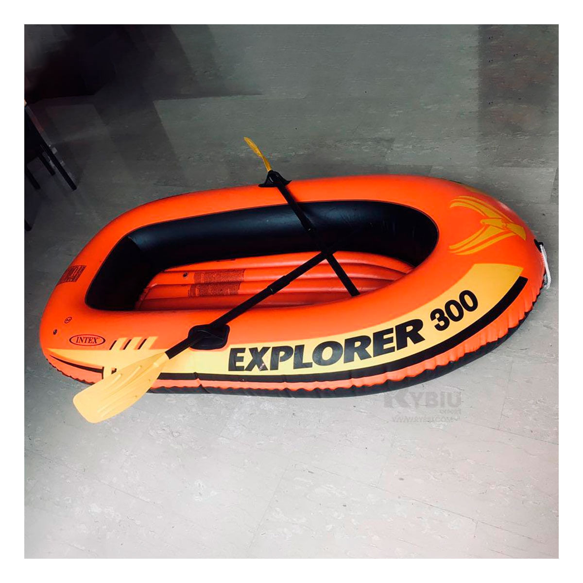 Bote Practico y AdaptableTono Anaranjado Y+Stickers