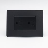 TOMACORRIENTE DUPLEX AMERICANO CON TIERRA SINTHESI S33 PLACA CARBON Y DADO NOIR