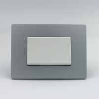 CONMUTADOR DE 3 VIAS SIMPLE TECLON SINTHESI S33 PLACA PLATA Y DADO BLANCO