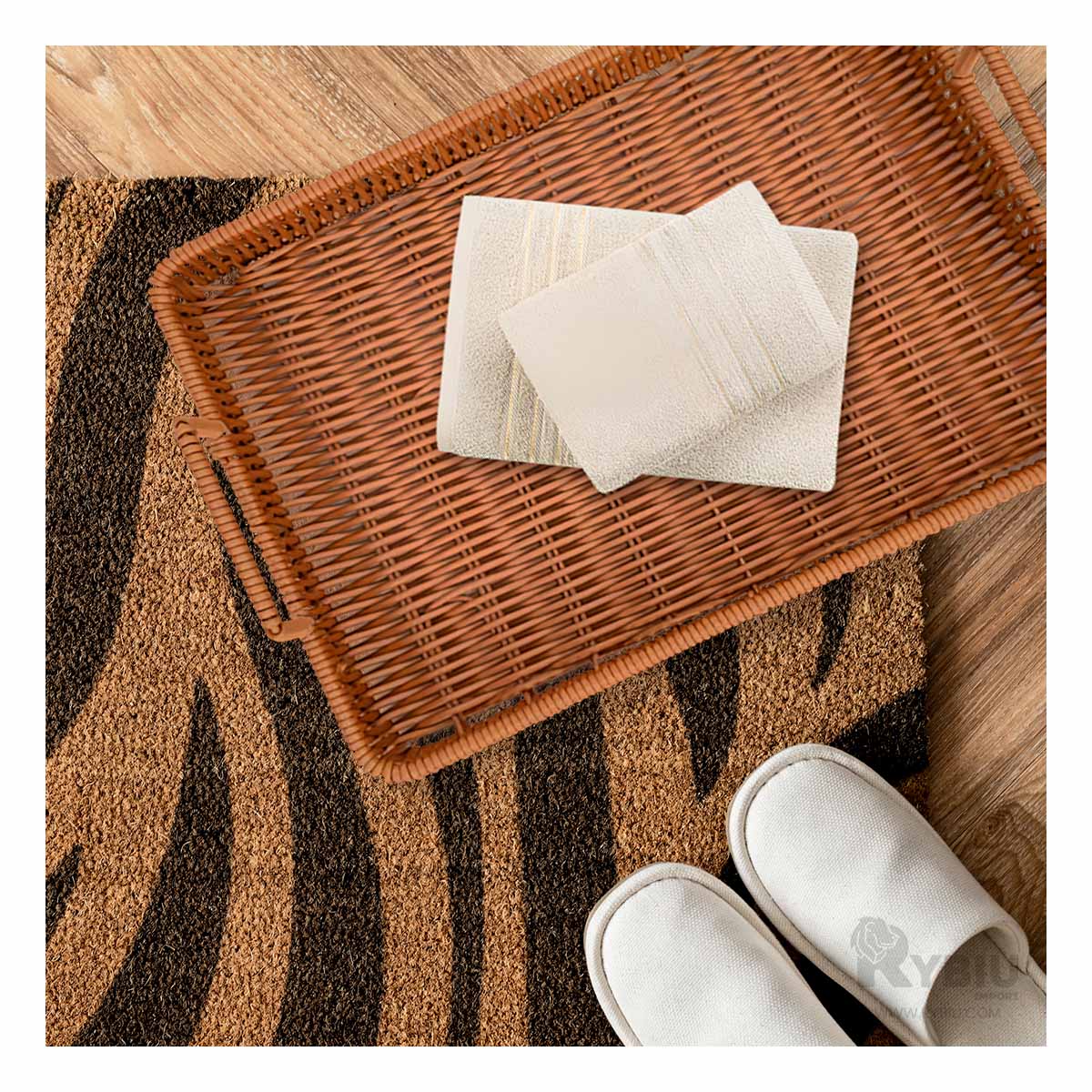 Bandeja en Forma Rectangular con Asas de Tejido