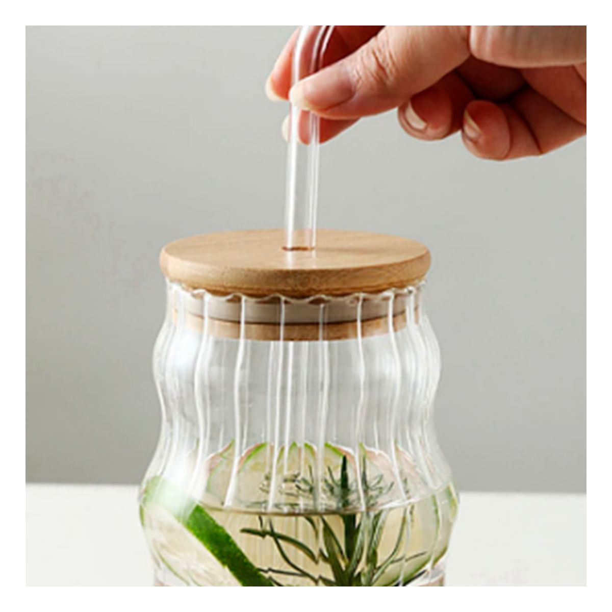 Vaso Rayado con Curvas con Caña Transparente Y+Agendita