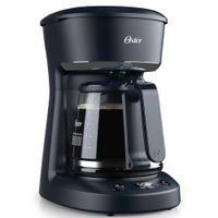 Cafetera programable Oster de 12 tazas con auto apagado BVSTDCP12B