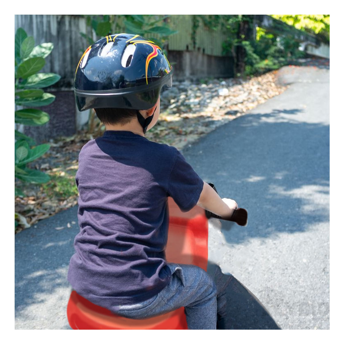 Moto Clásica de Niño en Multicolor Y+Stickers