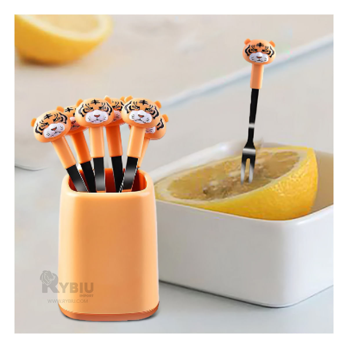 Tenedor Minimalista de Color Anaranjado Y+Agendita