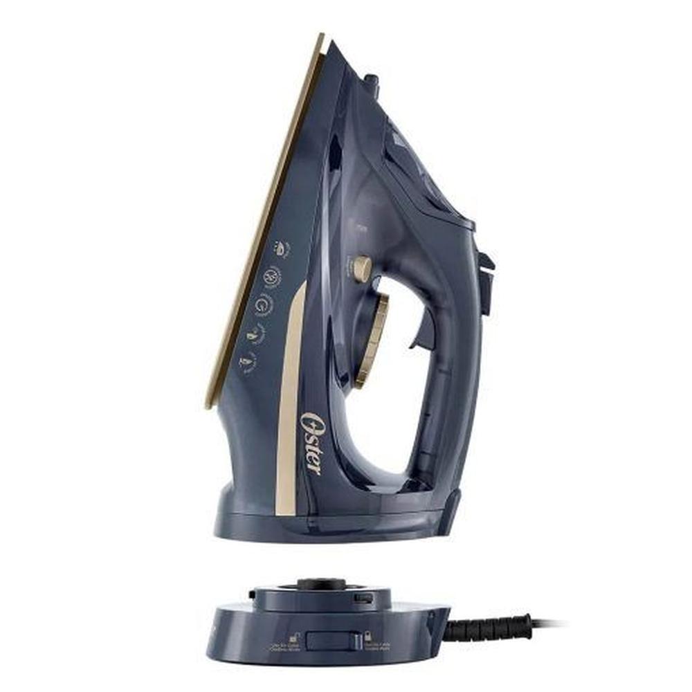 Plancha Oster de vapor inalámbrica 2 en 1 GCSTCC 5000