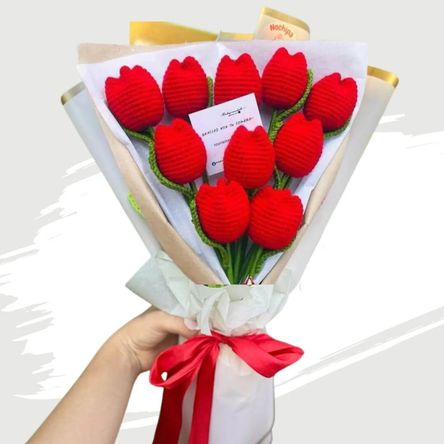 Ramo 10 Tulipanes Eternos Tejidos a Crochet Rojos Flores