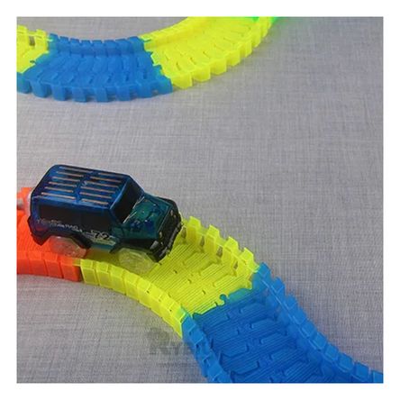 Pista Conveniente para Regalo en Multicolor Y+Stickers