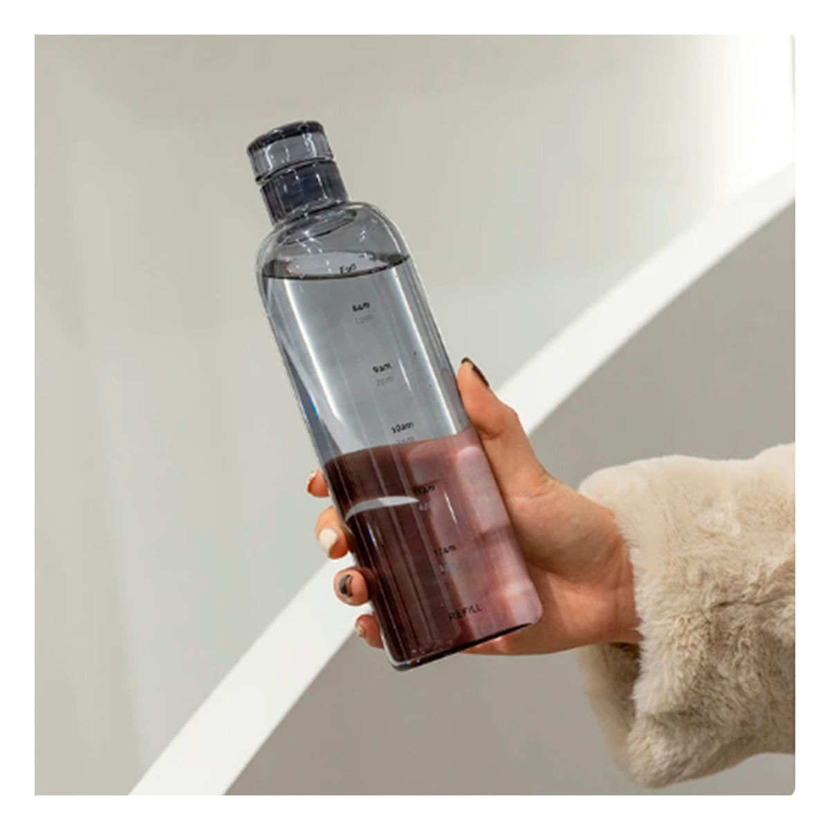 Botella para Agua de 500 ml en Tono Negro