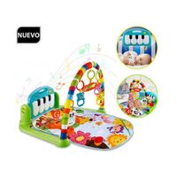Gimnasio Con Piano Para Patear Y Jugar Verde