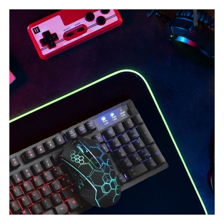 Combo Gaming Teclado con Mouse de Color Negro Combo Gaming Teclado con Mouse de Color Negro