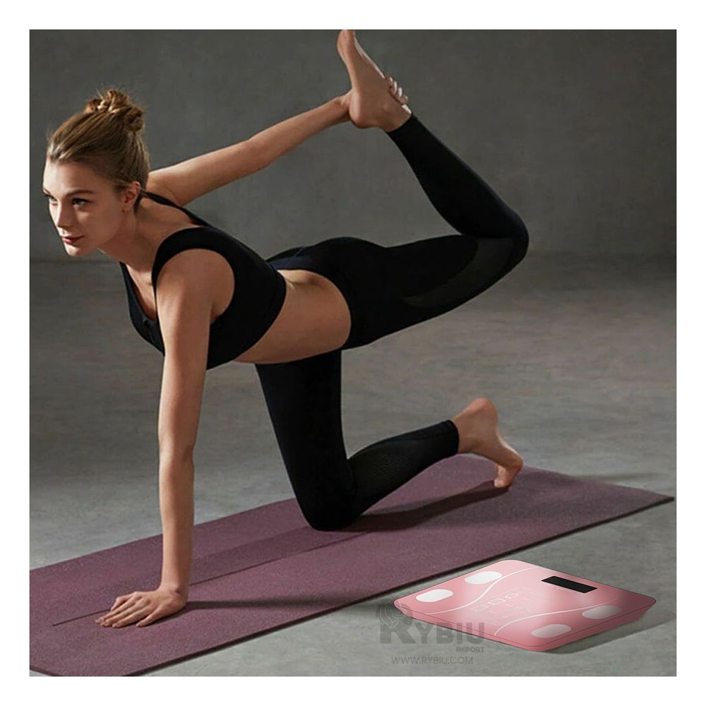 Pesadora Eficaz y Compacta Tono Rosado Y+Post-it adhesivos Pesadora Eficaz y Compacta Tono Rosado Y+Post-it adhesivos