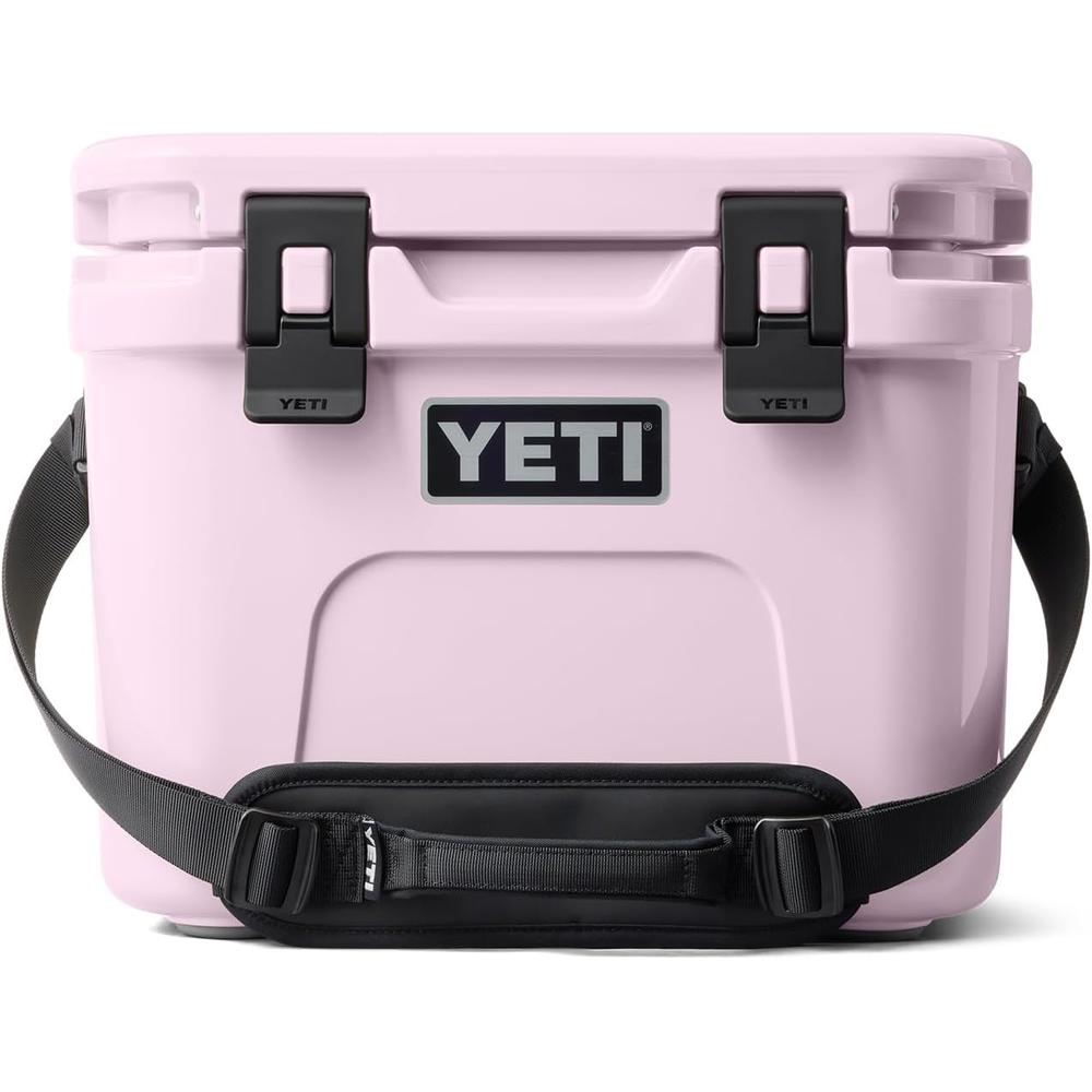 YETI Roadie 15 Cooler Duro Con Correa De Hombro | Rosa Bebé