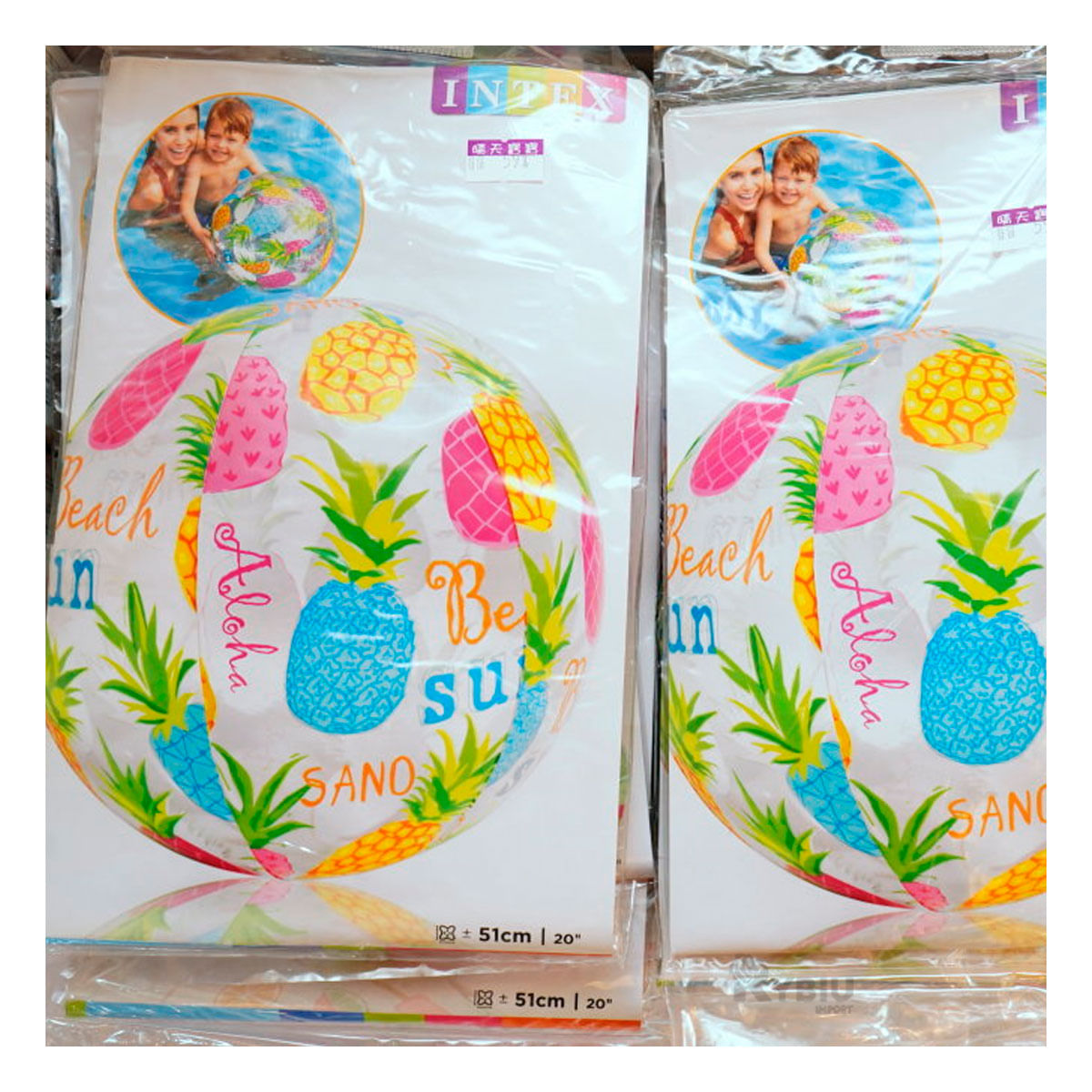 Piscina con Diseño Comoda de Color Blanco Y+Agendita