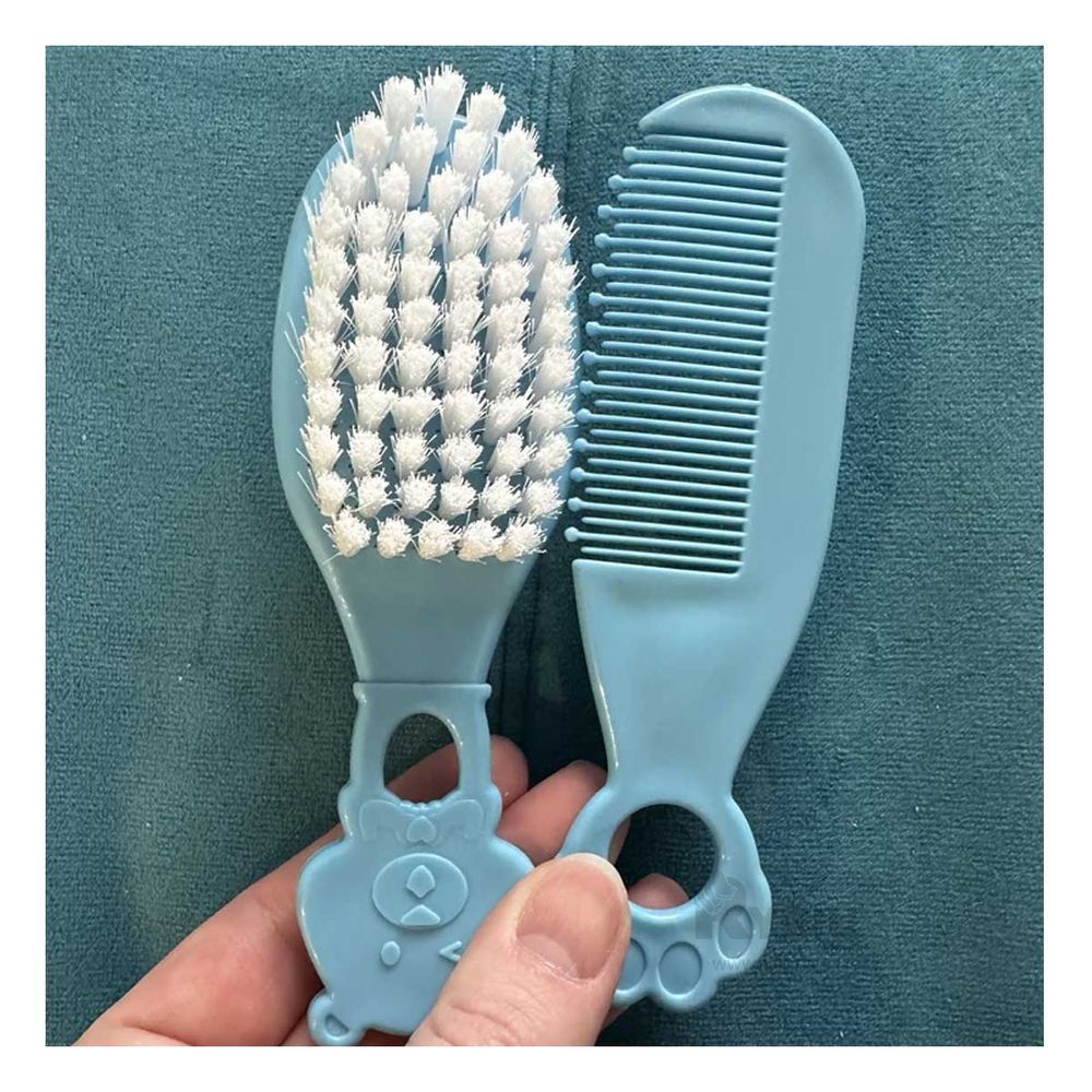 Kit de 6 Piezas de Aseo con Mango Ergonómico para Bebe Azul Kit de 6 Piezas de Aseo con Mango Ergonómico para Bebe Azul