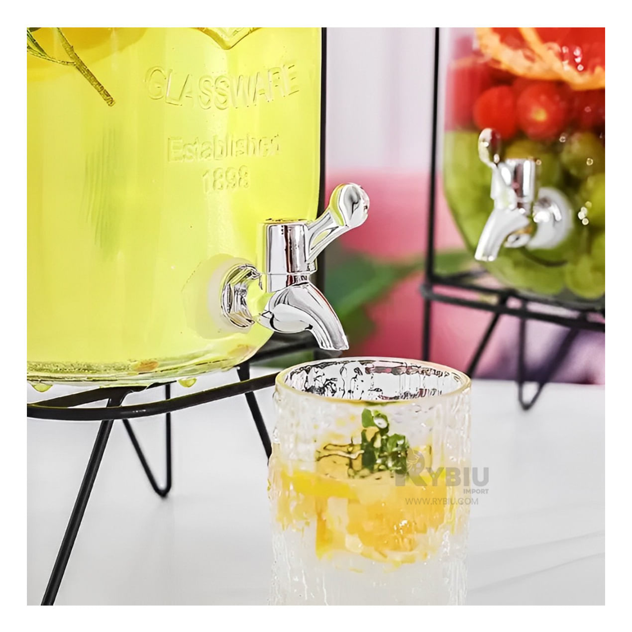 Dispensador con Grifo de 8L en Transparente Y+Stickers