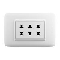 Tomacorriente Triple Blanco Dplus Bticino
